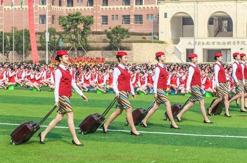 成都天府航空学院学费多少_收费标准