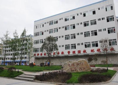 学校教学楼.jpg