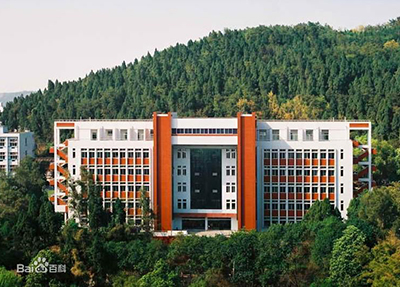 å­¦æ ¡å»ºç­æ¥¼