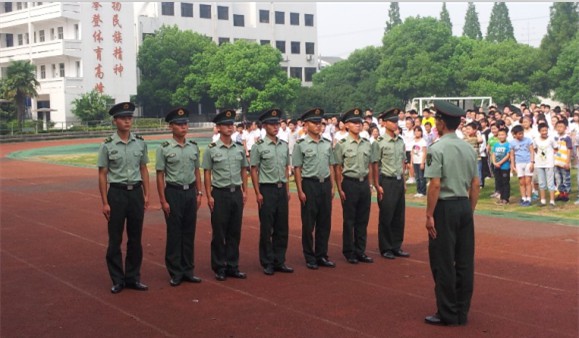 想学特警去哪好？