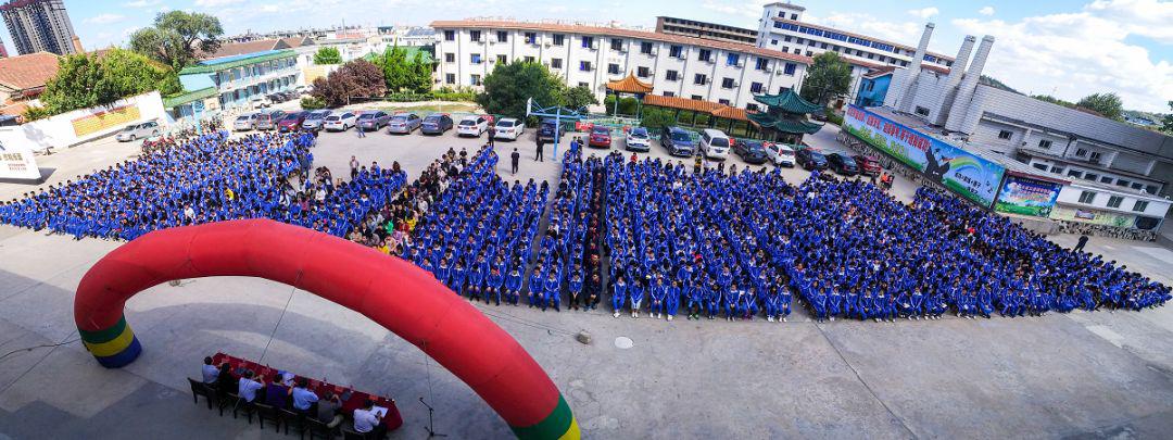 烟台天虹职业培训学院外地学生可以报考吗？学校怎么样？