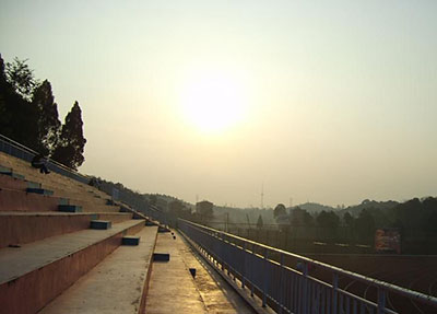 å­¦æ ¡é£æ¯