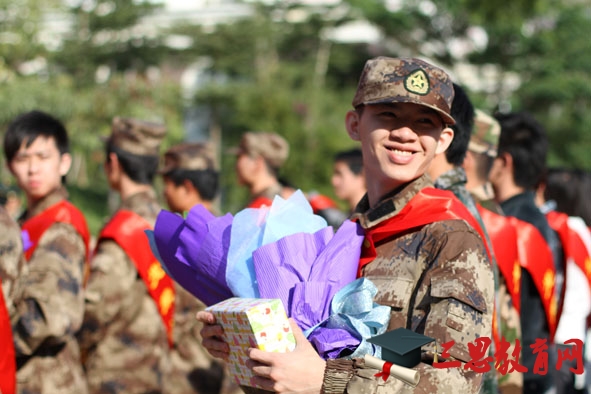 2020年陕西大学生当兵入伍条件,大学生当兵入伍优惠补贴政策