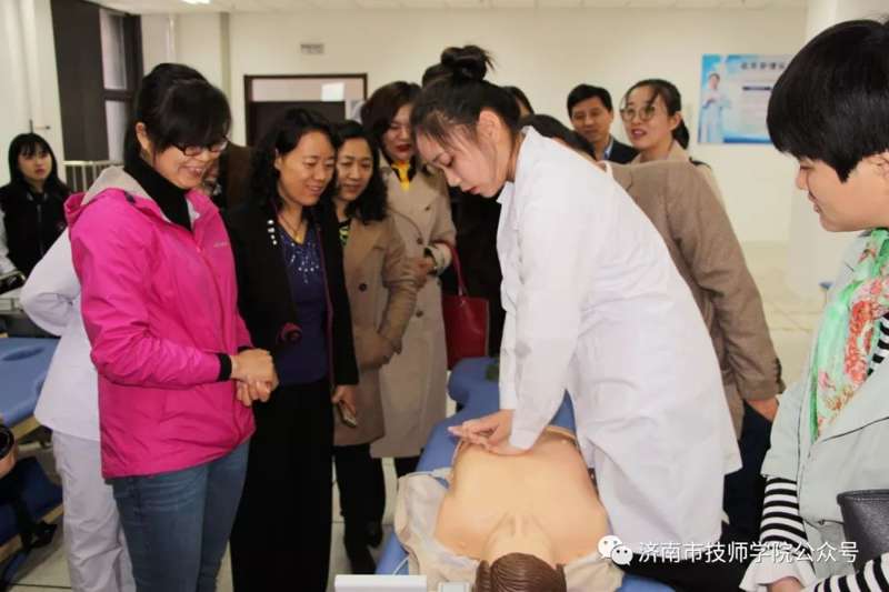 济南市技师学院医药与化学工程系举行“技能竞赛月”系列活动