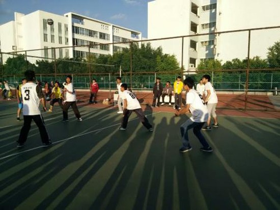 楚雄师范学院学校食堂环境与寝室宿舍介绍