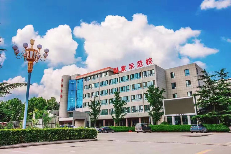 山东省潍坊商业学校春季高考升学班～圆您的大学梦！