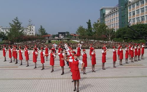 初中毕业读航空学校好吗,读航空学校需要读几年