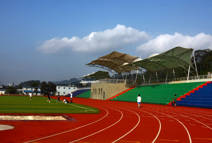 重庆第二师范学院田径场