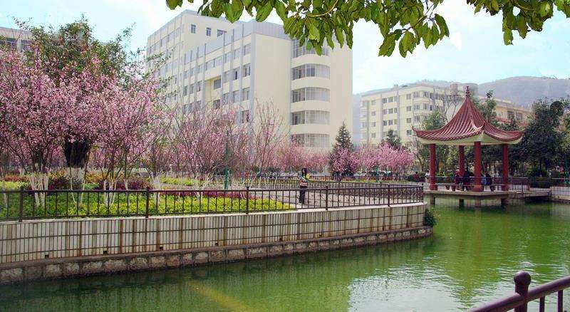 重庆工贸职业技术学院校园环境