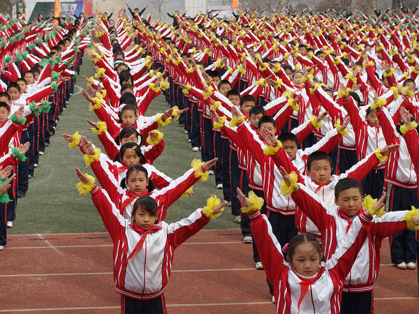 全市第三套中小学生广播体操评比活动圆满结束