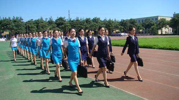  贵阳白云区轻轨学校如何