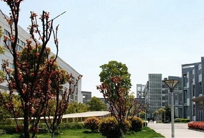  成都城市建设技工学校学费