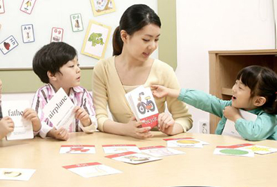 成都幼师学校办学优势丰富