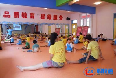 合格的幼儿老师应该具备哪些要求