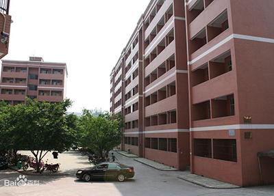 学校建筑.jpg