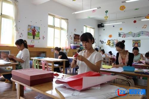 四川爱华学院幼师专业怎么样